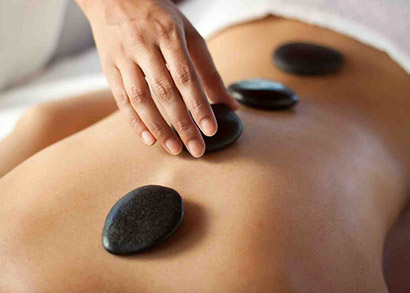 Trattamento hot stone massage a Tricase